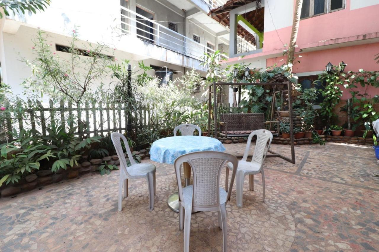 Mama Mids Home Morjim Bagian luar foto