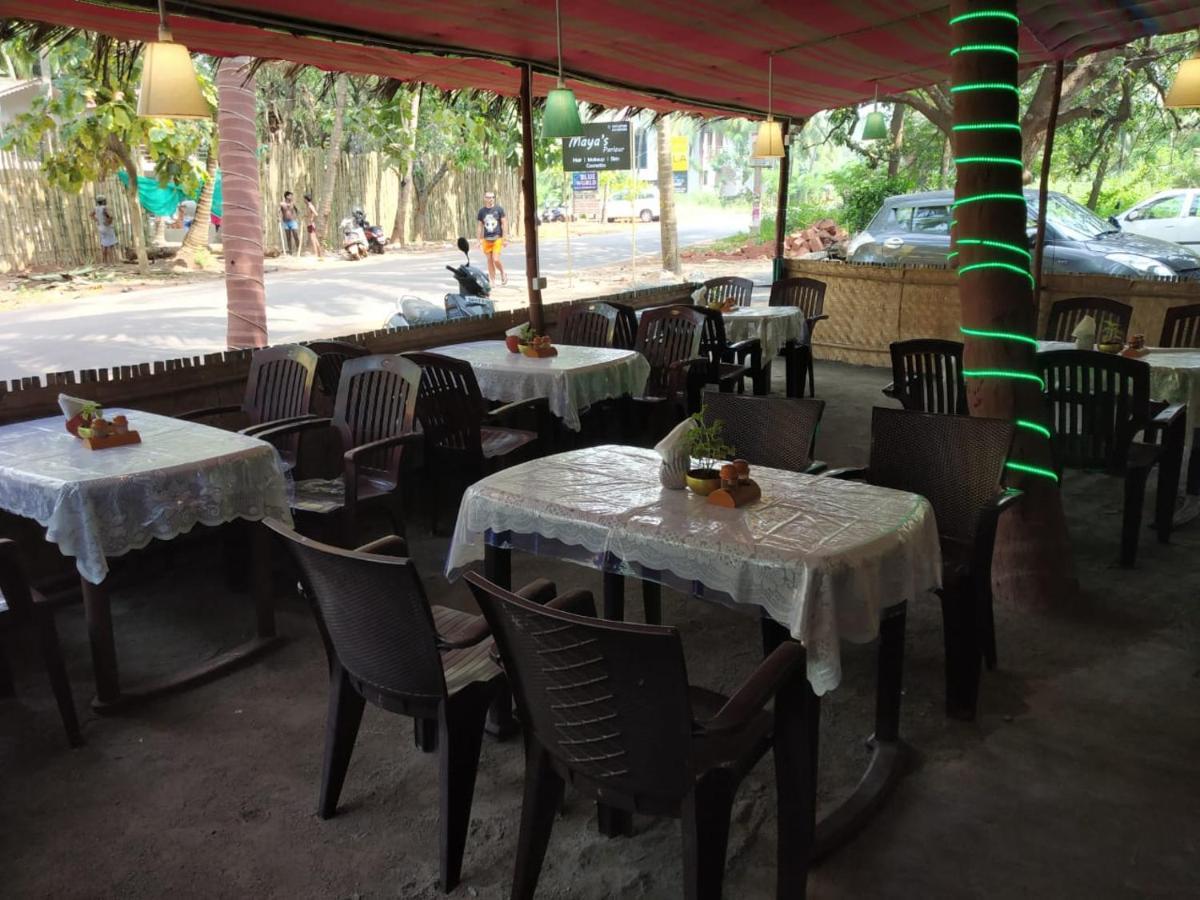 Mama Mids Home Morjim Bagian luar foto