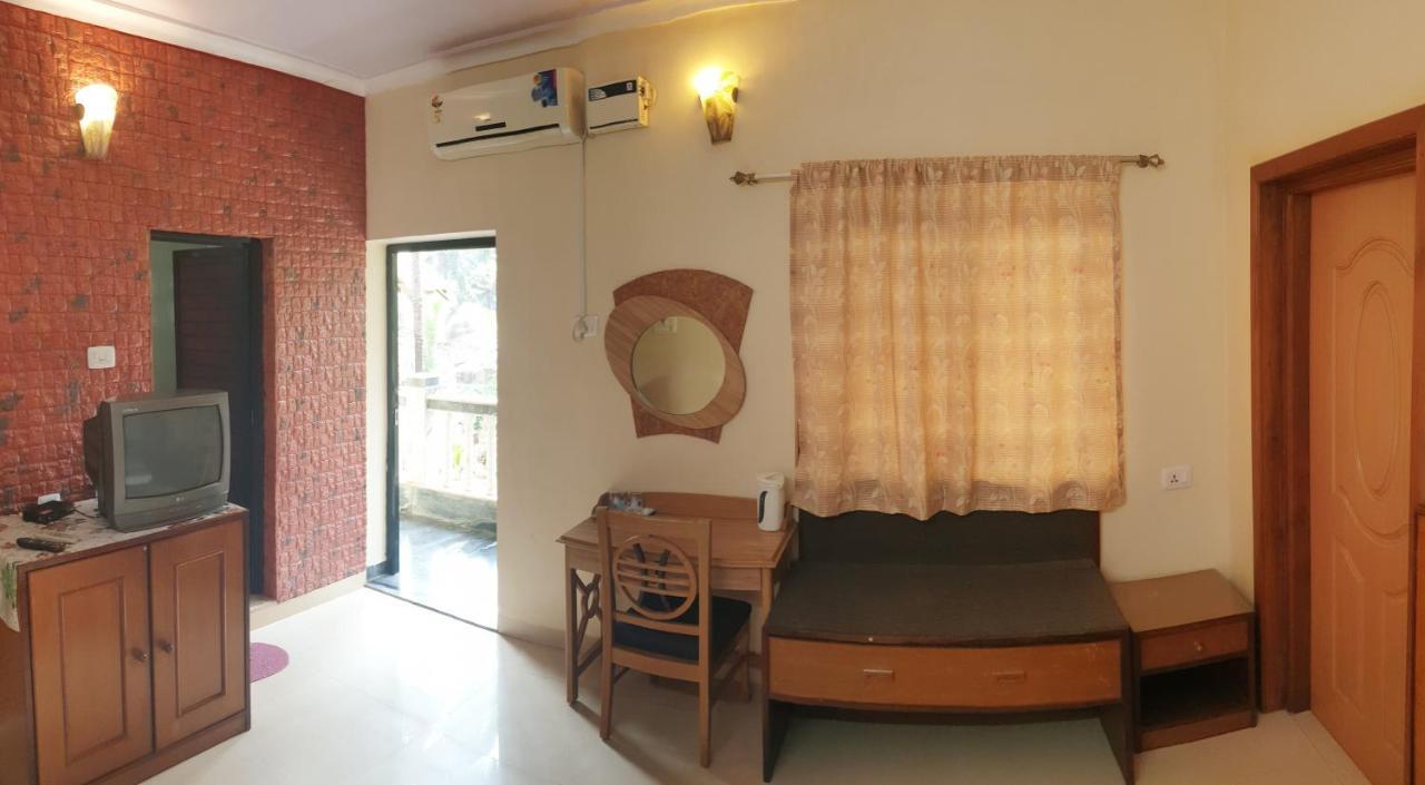 Mama Mids Home Morjim Bagian luar foto