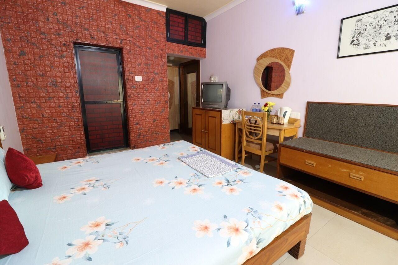 Mama Mids Home Morjim Bagian luar foto