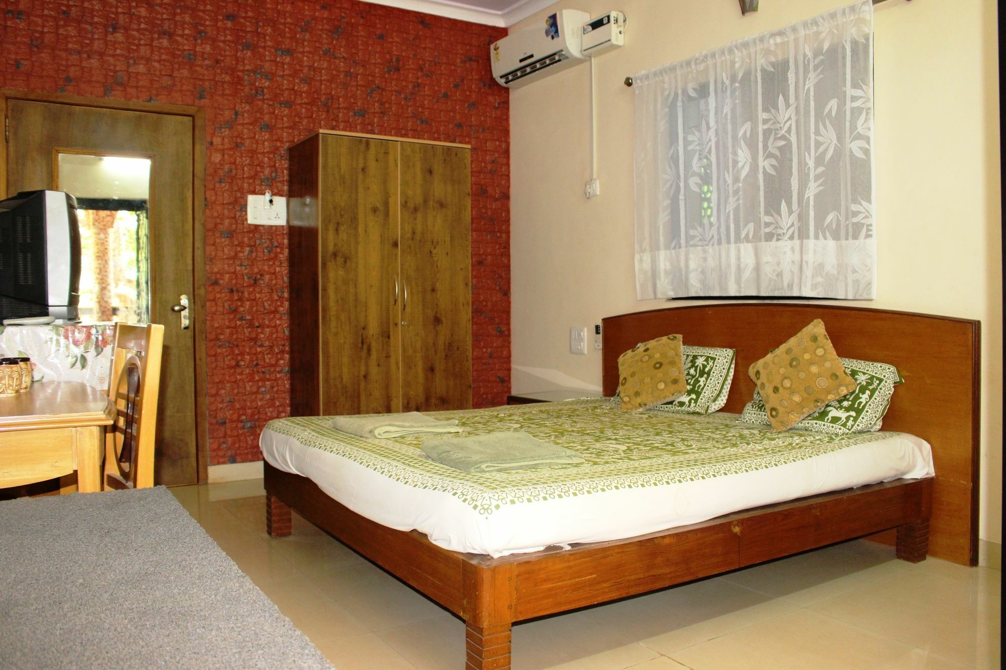 Mama Mids Home Morjim Bagian luar foto